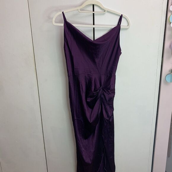 Lyaner Women’s Amazon Purple Satin Slip Dress Size S Small Slit On Side - Picture 1 of 6